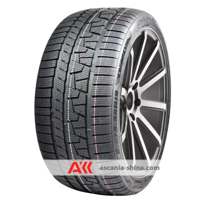 Фото Royal Black RoyalWinter UHP 245/45 R17 99V